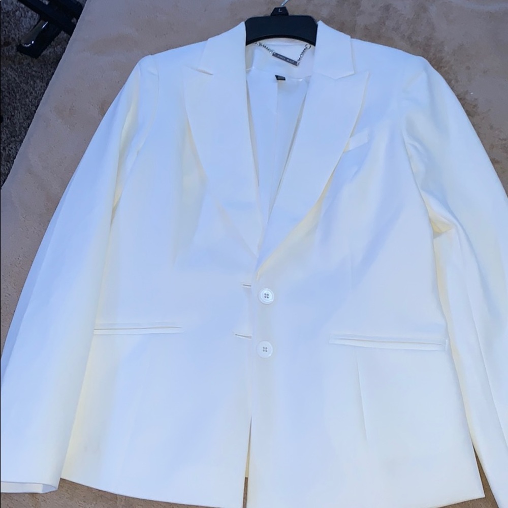 White House Black Market Women’s Blazer